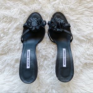 MANOLO BLAHNIK Black Sandals